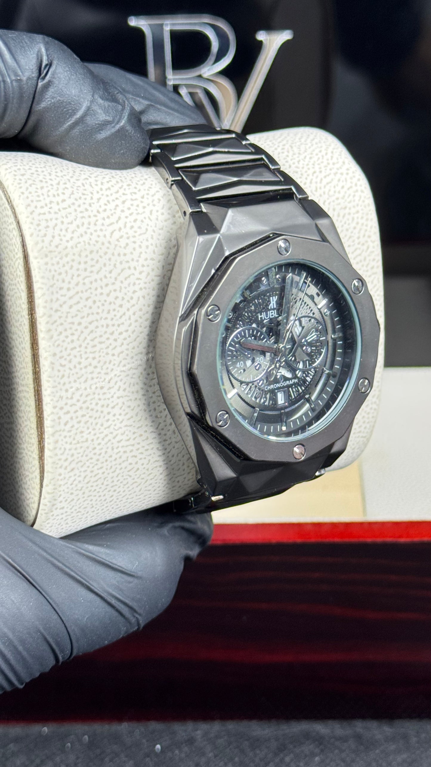 HB Black Diamond Cut